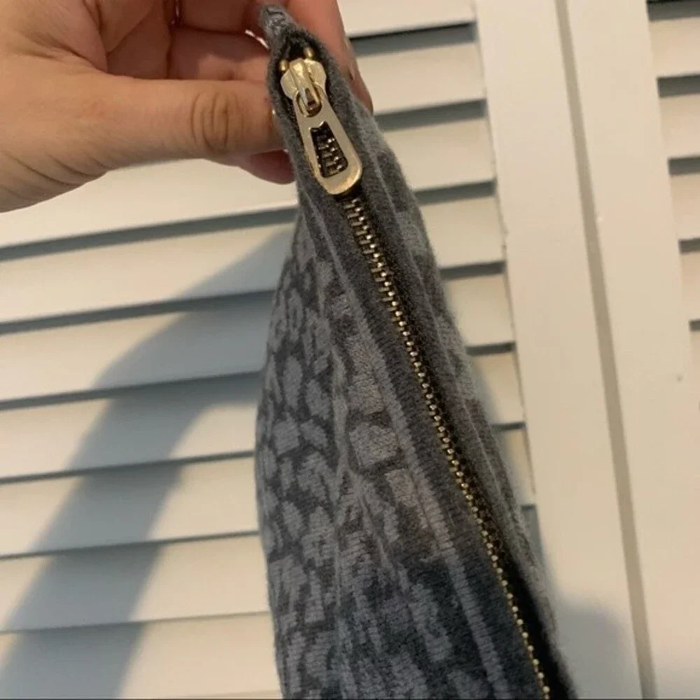Chico’s Leopard Print Business Casual Neutral Mob Wife Cotton Wool Blend Clutch